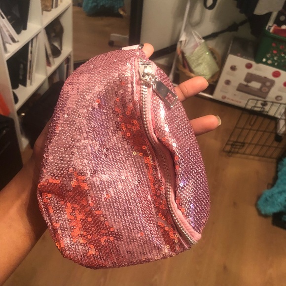Sequins Fanny Packs - Picture 2 of 3